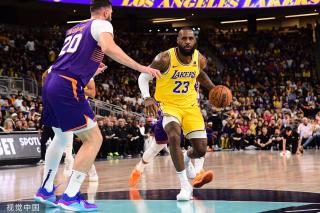 长城后空翻 长城后空翻