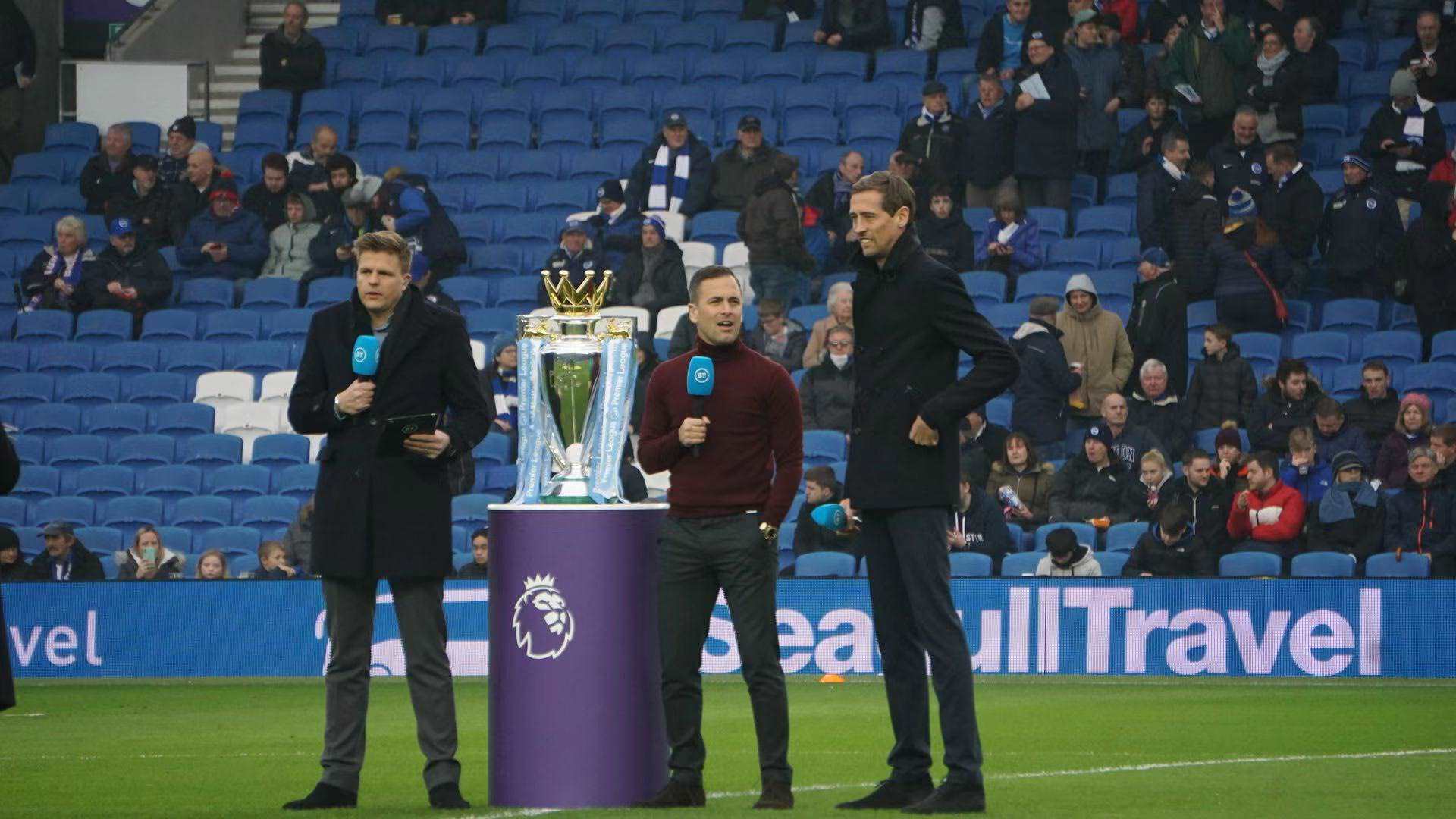 示了自己的 示了自己的